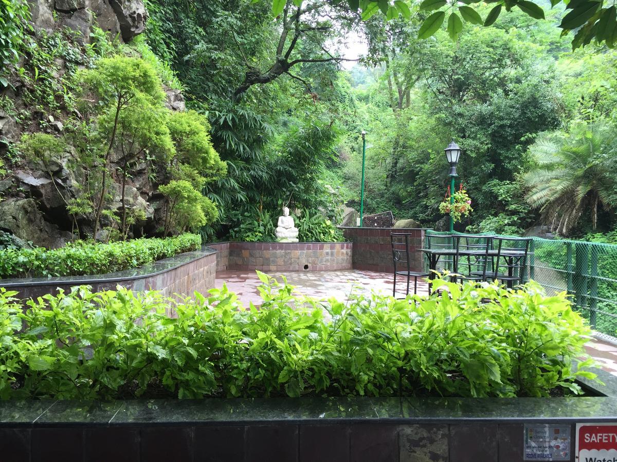 Savoy Greens Kasauli Exterior foto