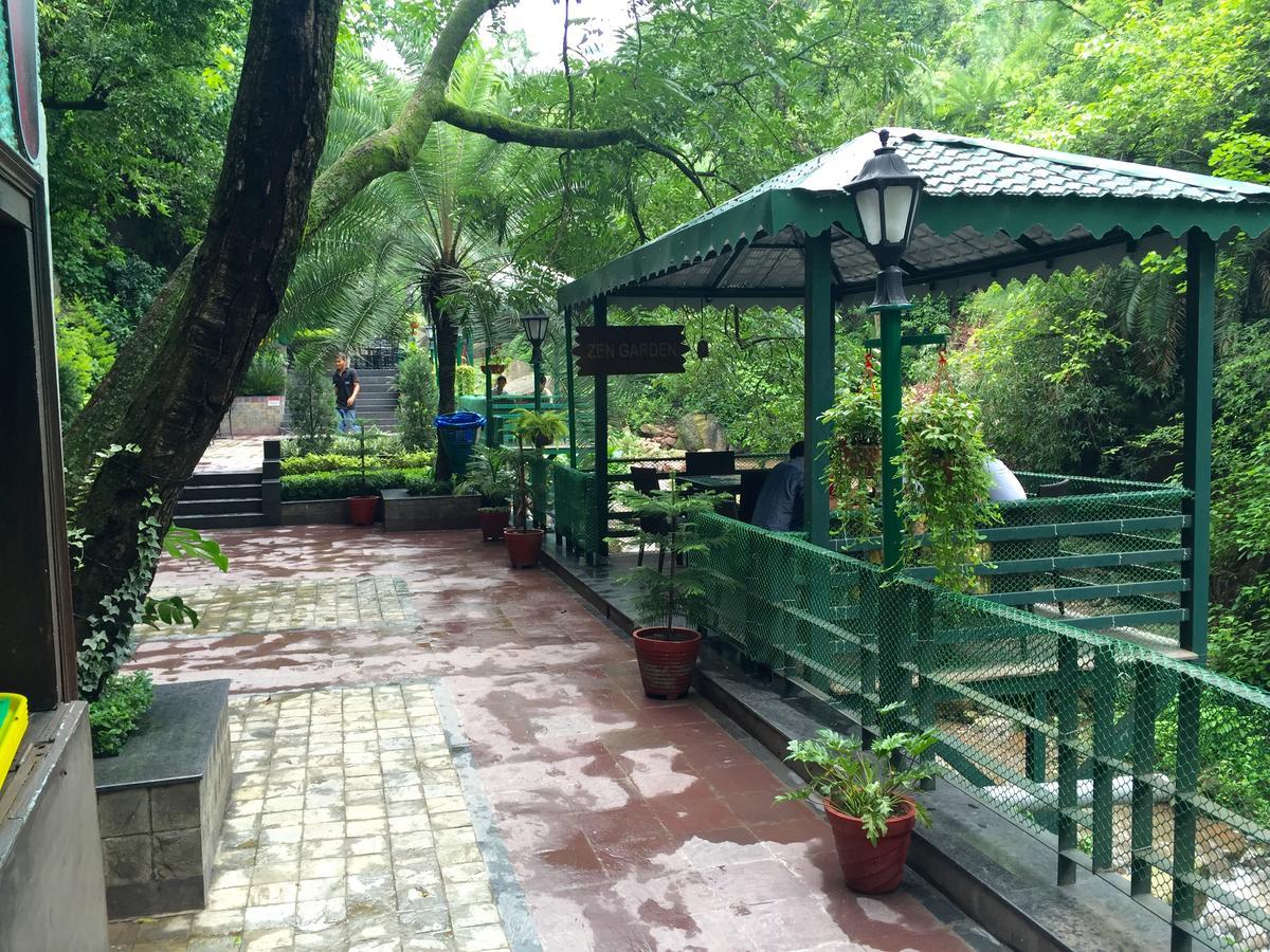 Savoy Greens Kasauli Exterior foto